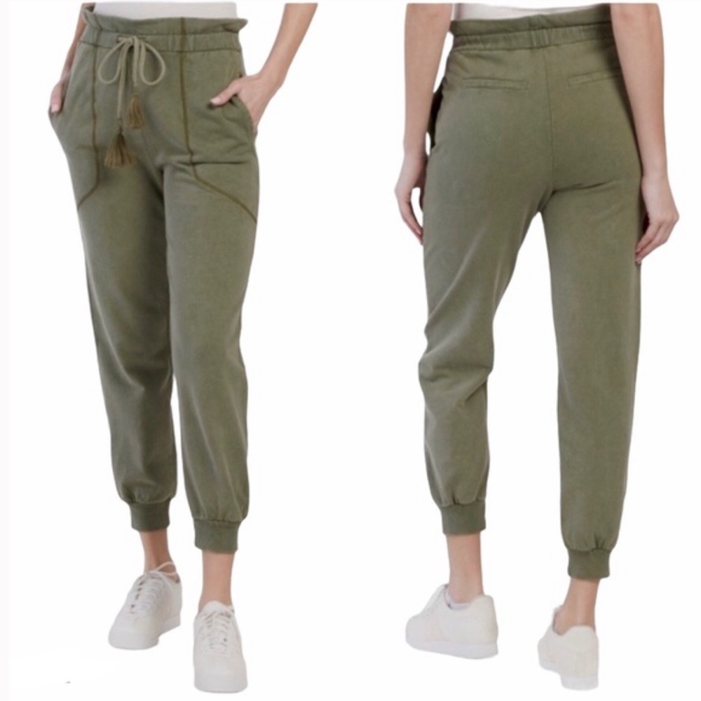 7 For All Mankind Green Paper-bag Jogger Pants